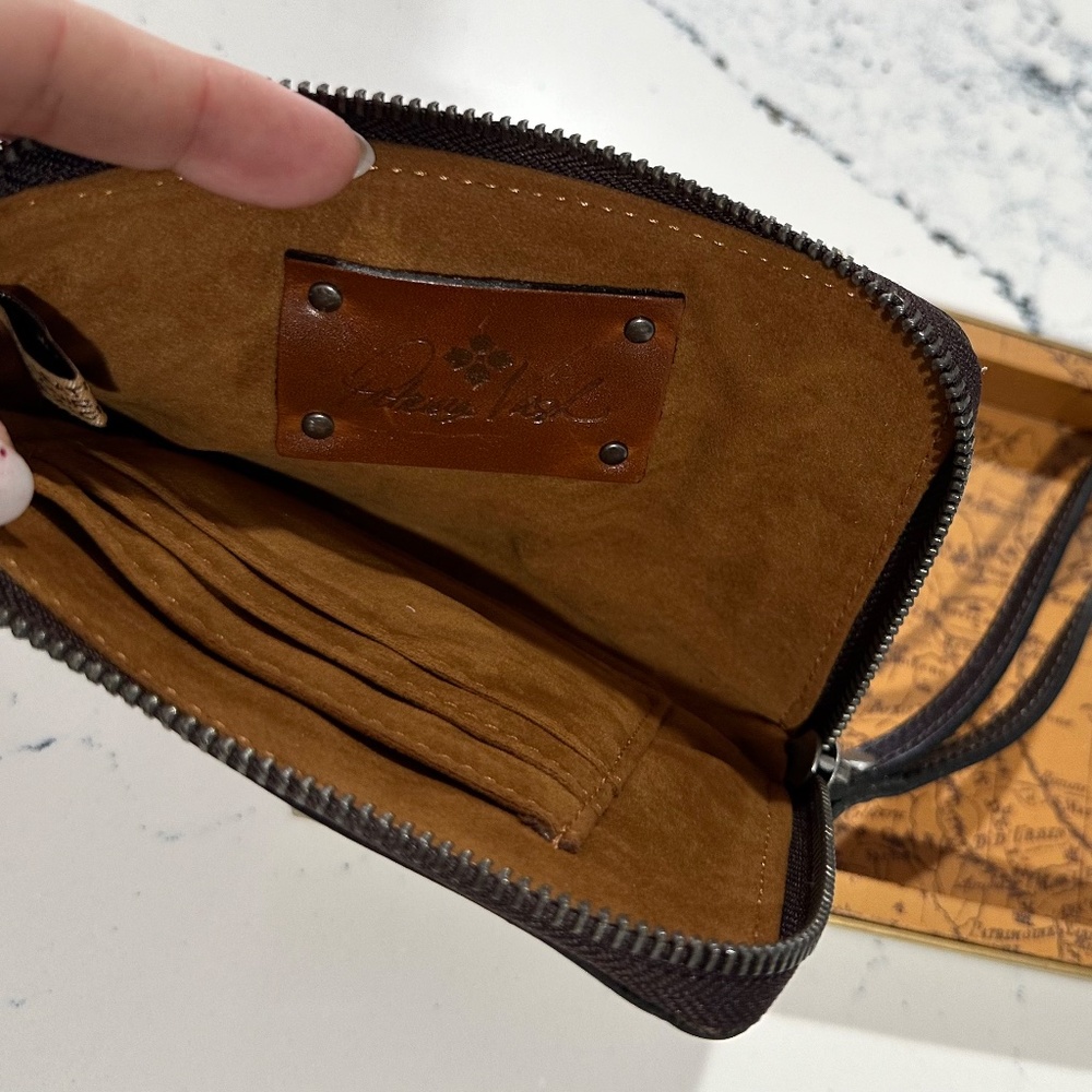 Patricia Nash Wristlet Wallet - Picture 3 of 5
